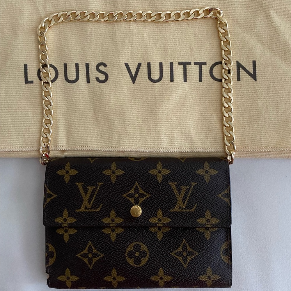 Vintage Louis Vuitton Monogram Wallet Purse SP1918 w/ Chain/Made in France - Picture 2 of 8